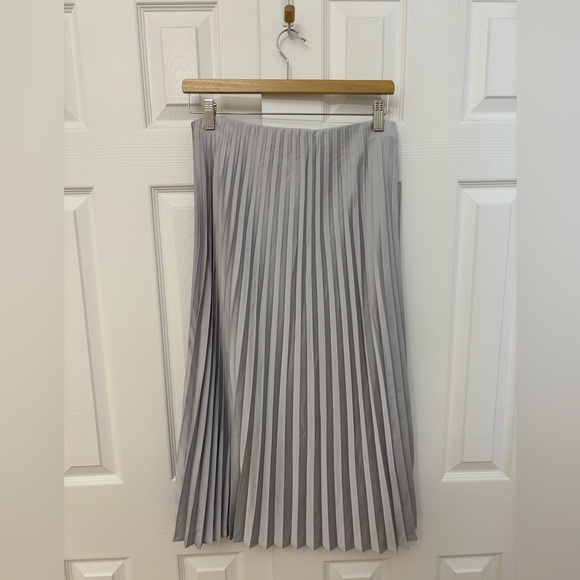 J. Crew Elegant ‘Gwyneth’ Silver Pleated Midi Skirt - Picture 2 of 5